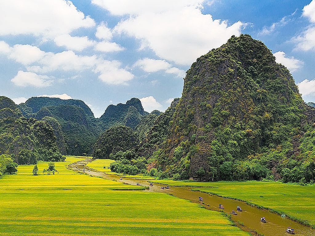 Tam Coc Ninh Binh karst landscape and river boats