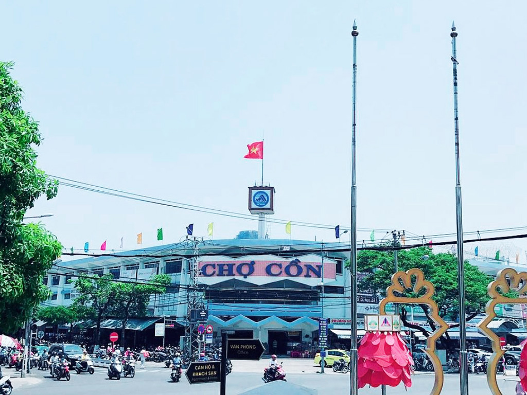 7. Chợ Cồn – Thiên đường ẩm thực & đặc sản Đà Nẵng