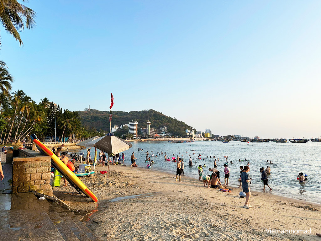 1. Bãi Trước (Front Beach)